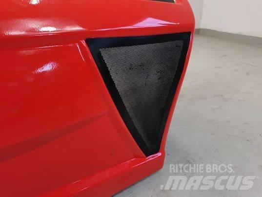 Manitou MLT 840 mask Kabiny a interiér