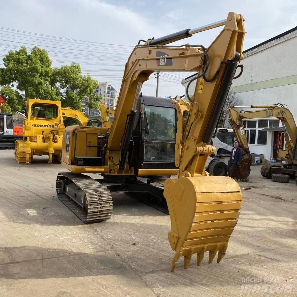 CAT 307 Mini rýpadla < 7t