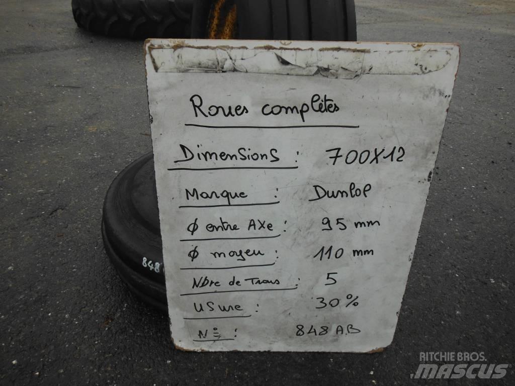 Dunlop 7.00X12 Pneumatiky, kola a ráfky
