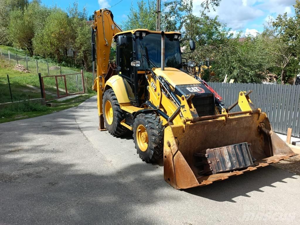 CAT 432 Rýpadlo-nakladače
