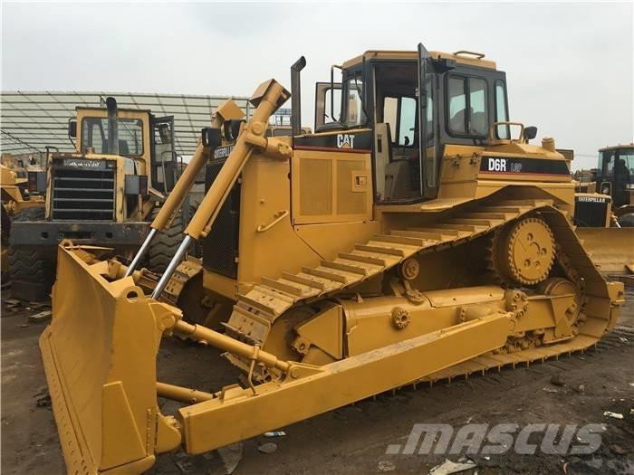 CAT D 6 R LGP Pásové dozery