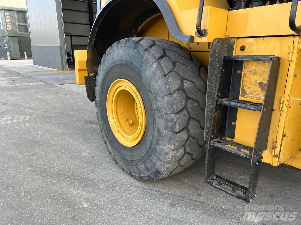 CAT 966 M XE Kolové nakladače