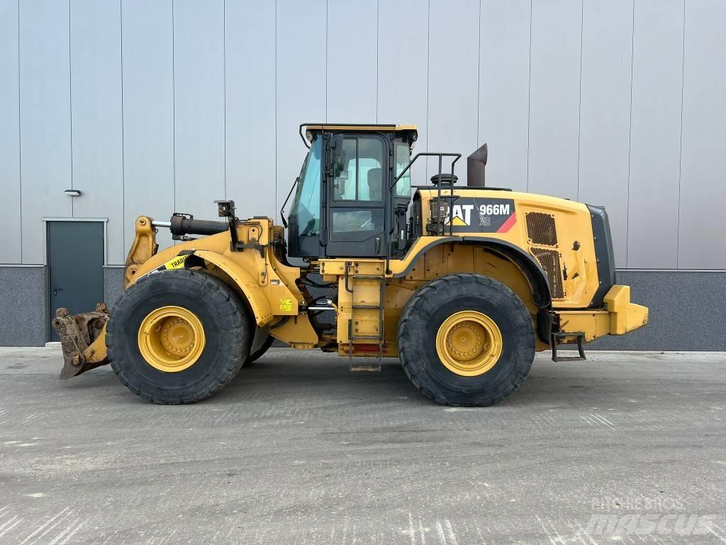 CAT 966 M XE Kolové nakladače