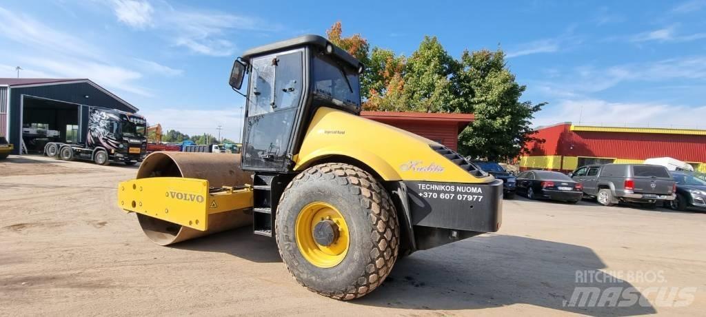 Volvo SD 105 DX Tahačové válce