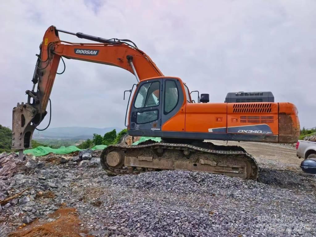 Doosan DX 340 LC-9C Pásová rýpadla