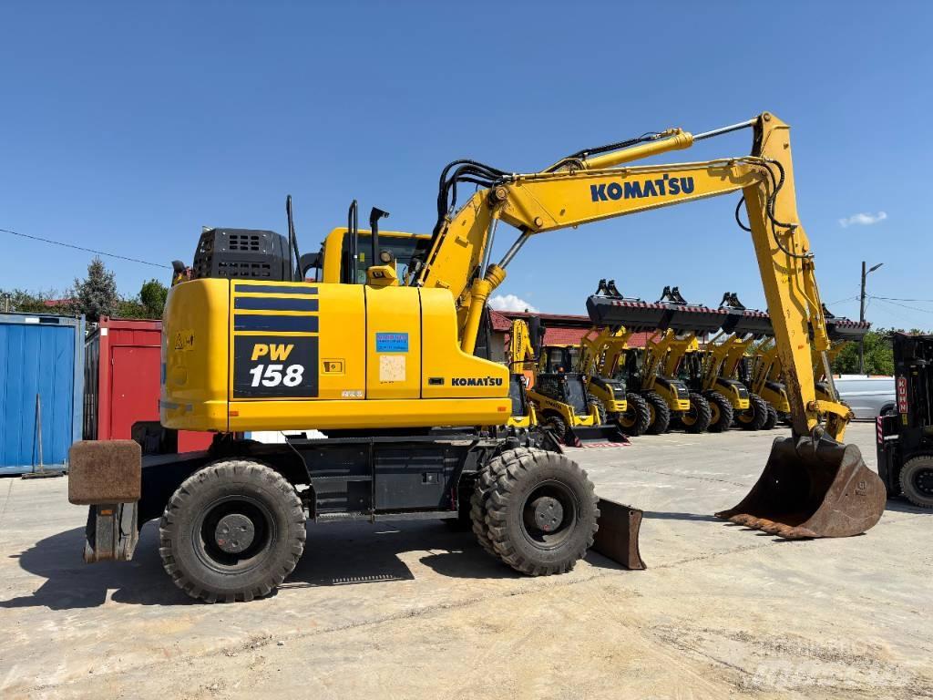 Komatsu PW 158-11 Kolová rýpadla