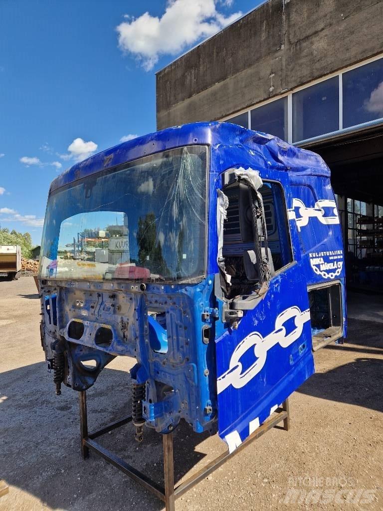 Volvo cab FH 4 500 Kabiny a interiér