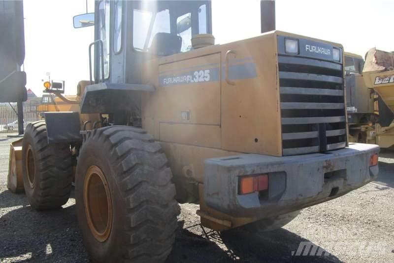 Furukawa FL325-I Kolové nakladače