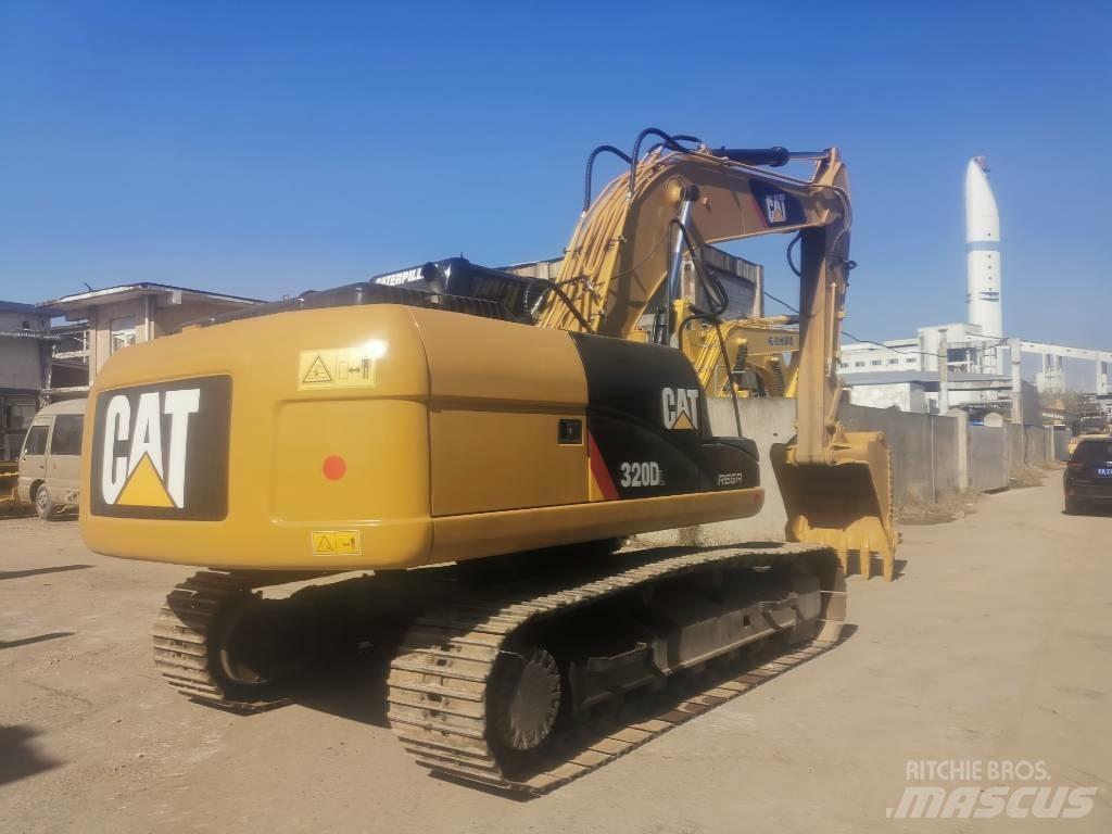 CAT 320 D Pásová rýpadla