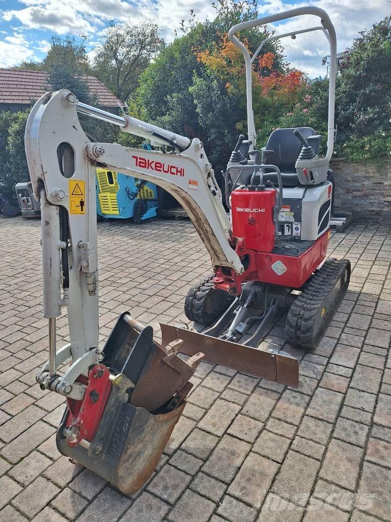 Takeuchi TB 210 R Mini rýpadla < 7t