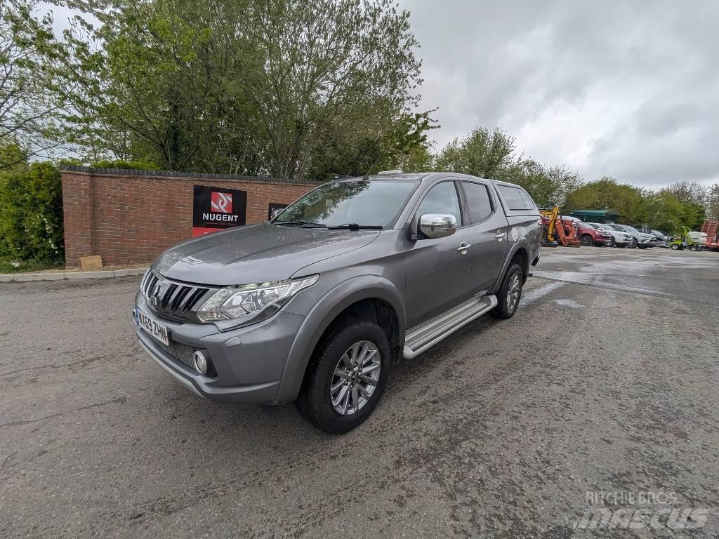 Mitsubishi L 200 Osobní vozy