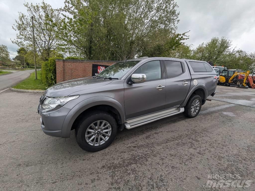 Mitsubishi L 200 Osobní vozy
