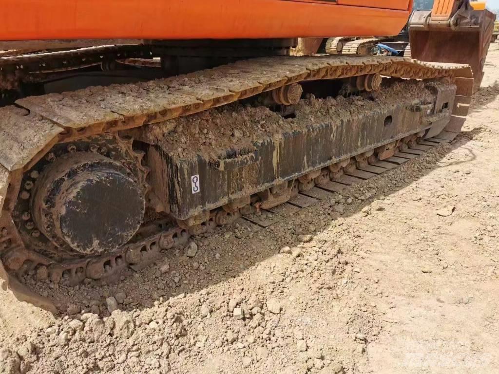 Doosan DH300LC-7 Pásová rýpadla