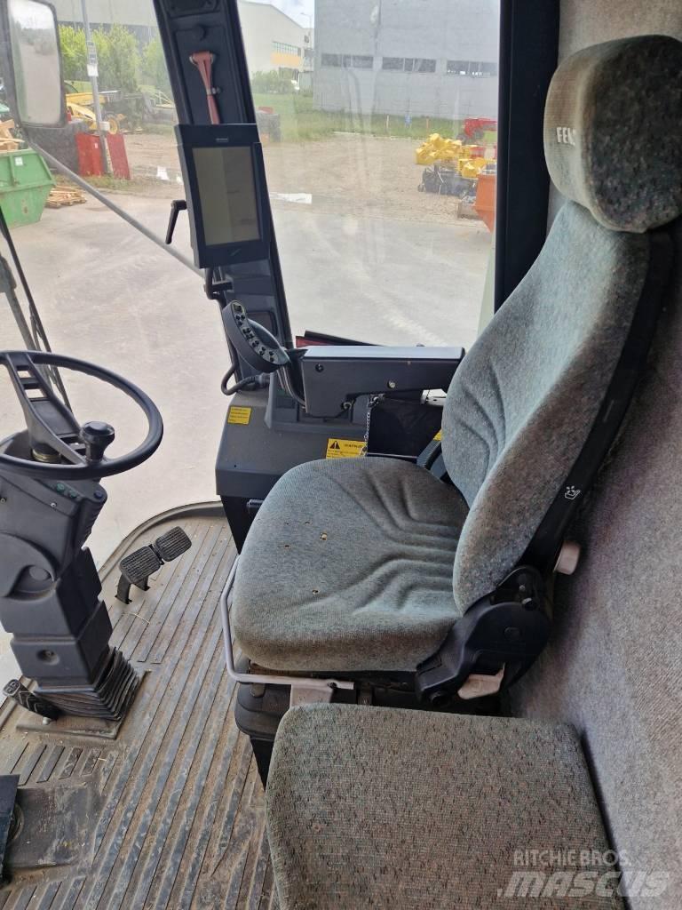 Fendt 8300 Sklízecí mlátičky