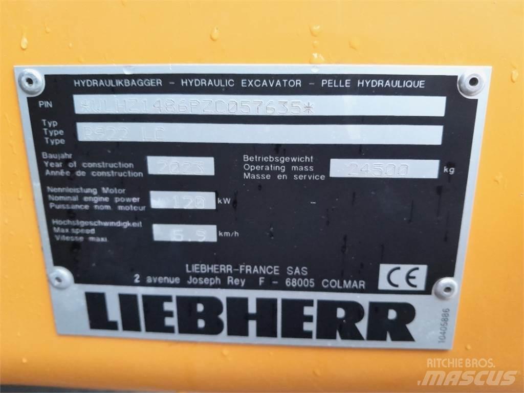 Liebherr R922 Pásová rýpadla