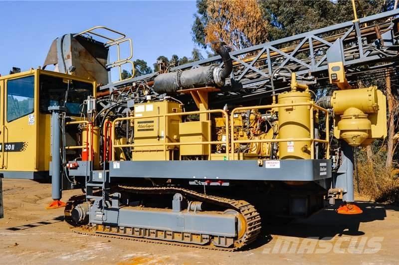 Atlas Copco DM30 Povrchové vrtací stroje