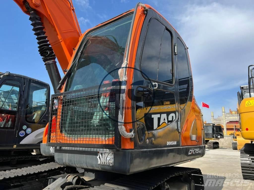 Doosan DX 75-9 C Pásová rýpadla