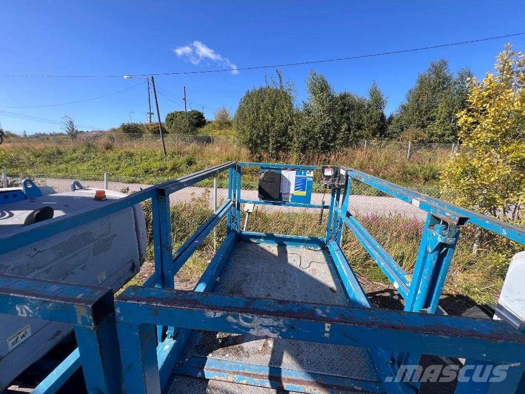 Genie GS 3268 RT Nůžková zvedací plošina