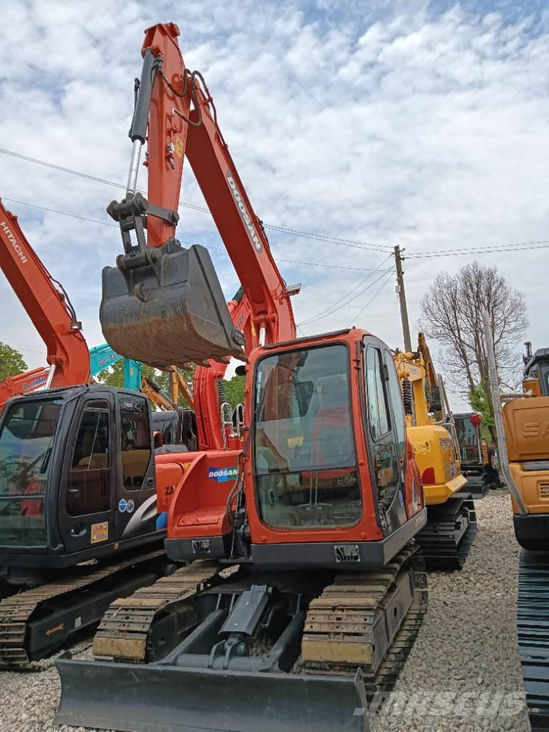 Doosan DX 75 Pásová rýpadla