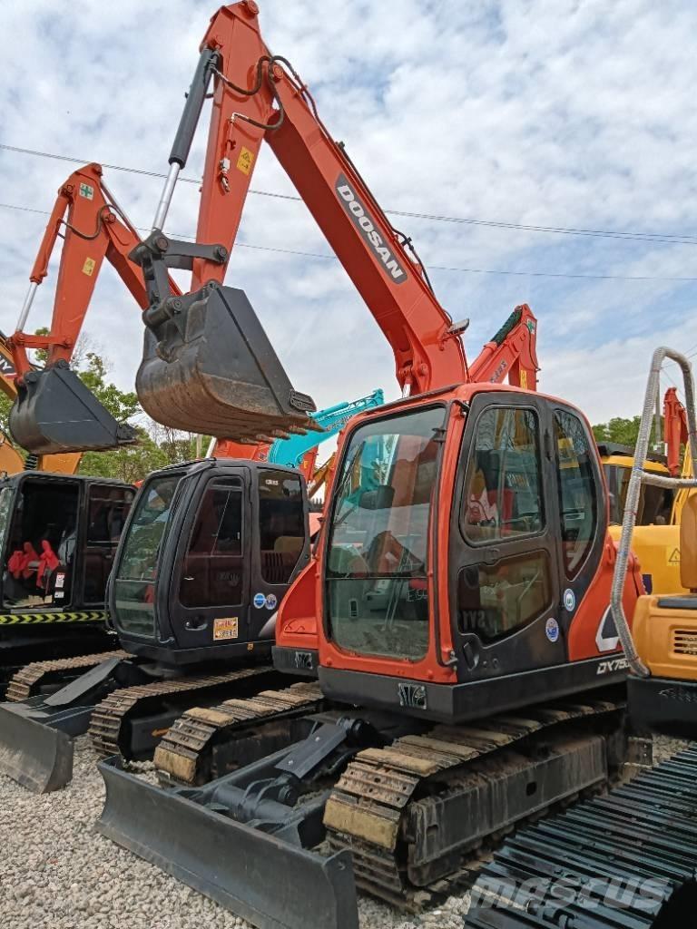 Doosan DX 75 Pásová rýpadla