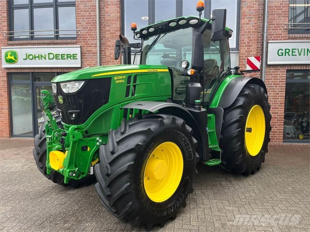 John Deere 6230R Traktory