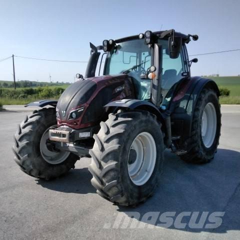 Valtra N 174 Traktory