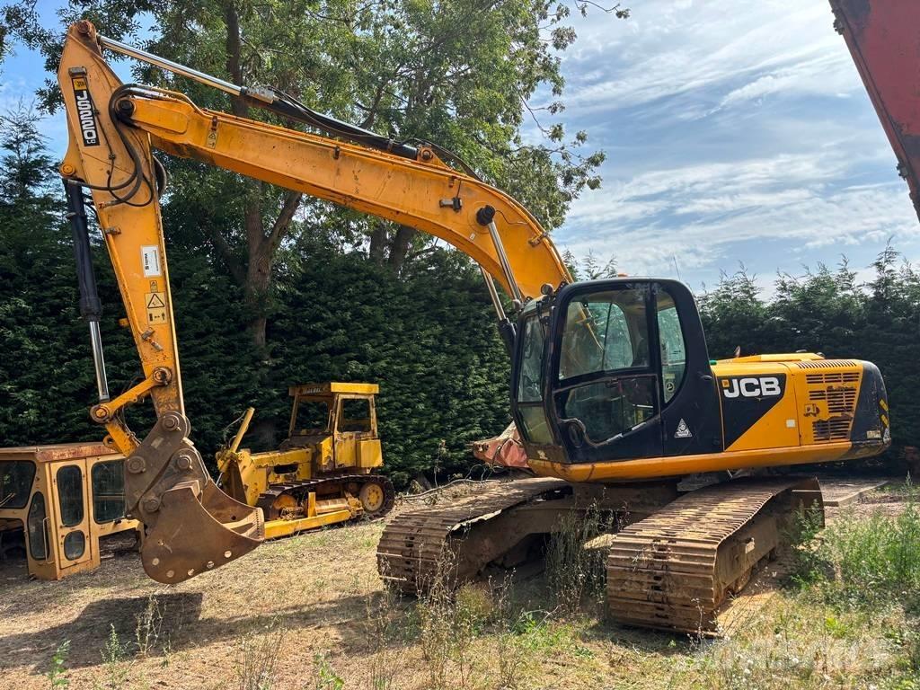 JCB JS 220 LC Pásová rýpadla