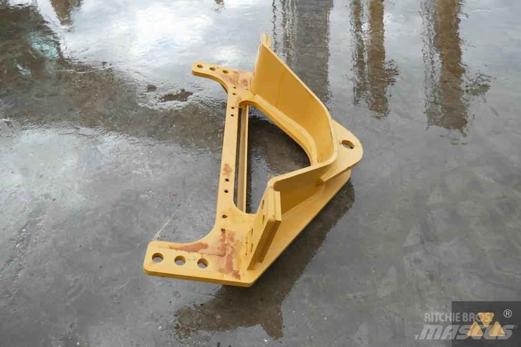 CAT 140M3 Drawbar Doprava – ostatní