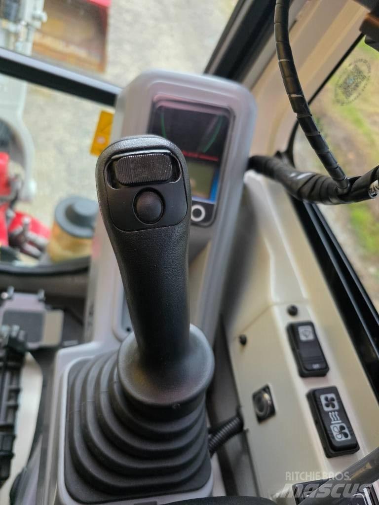 Takeuchi TB 320 Mini rýpadla < 7t