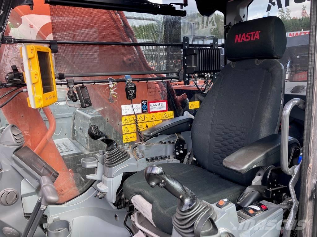 Hitachi ZX 300 LC-7 Pásová rýpadla