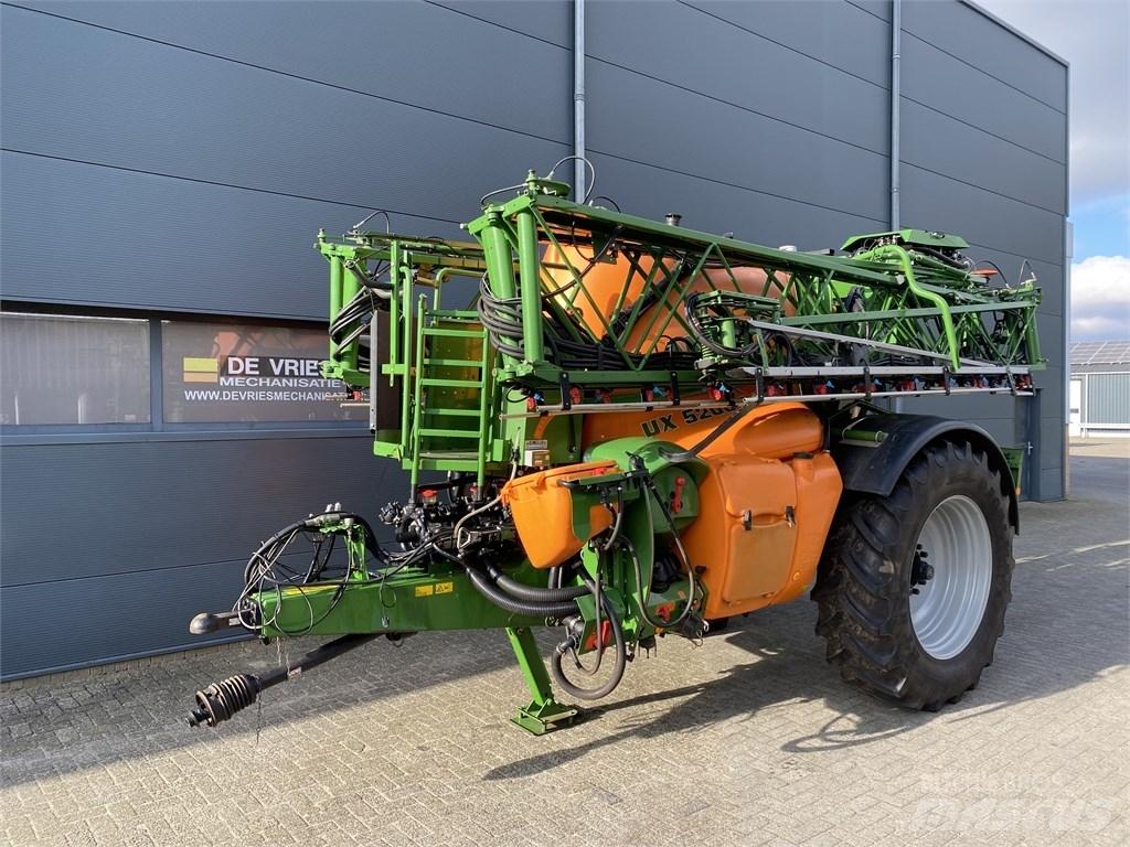 Amazone UX 5200 Tažené postřikovače