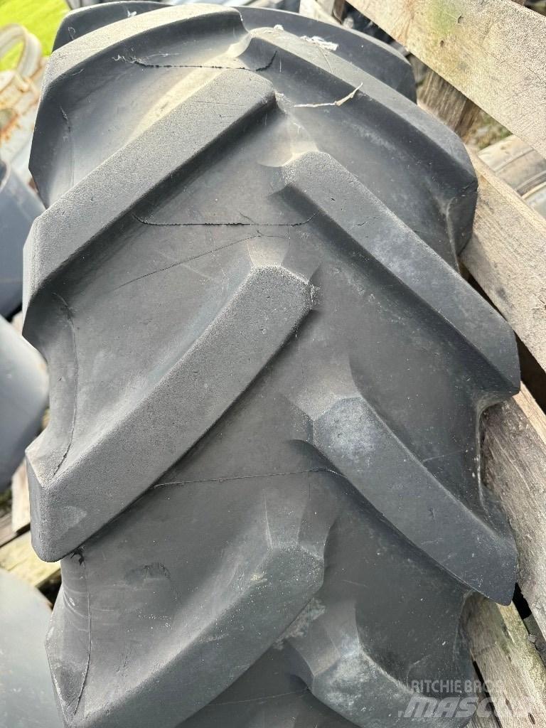 Michelin 14.5R20 Pneumatiky, kola a ráfky