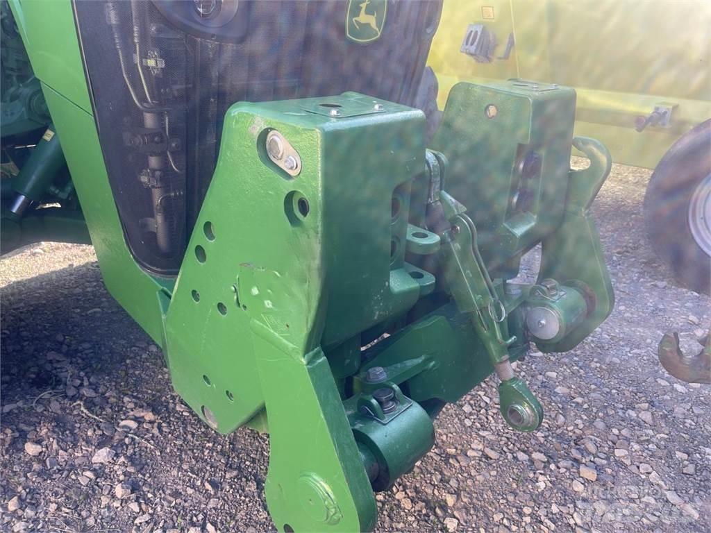 John Deere 8345 R Traktory