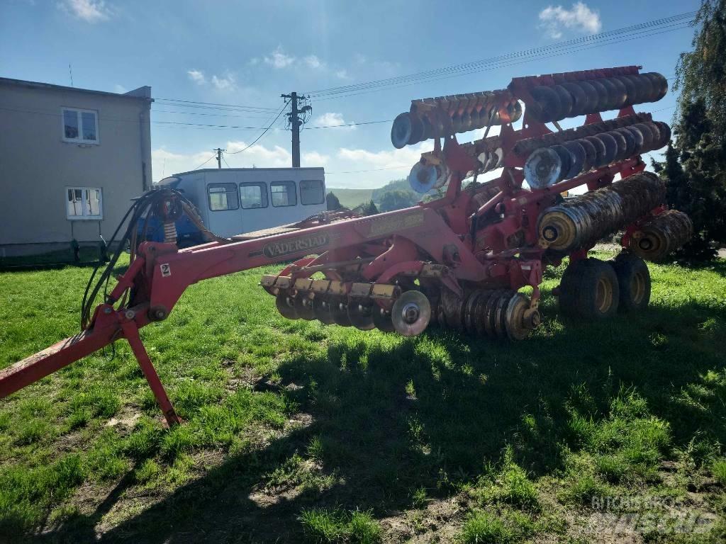 Väderstad Carrier820 Talířové brány
