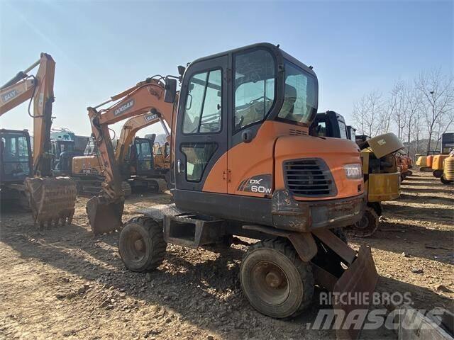 Doosan DX60W Mini rýpadla < 7t