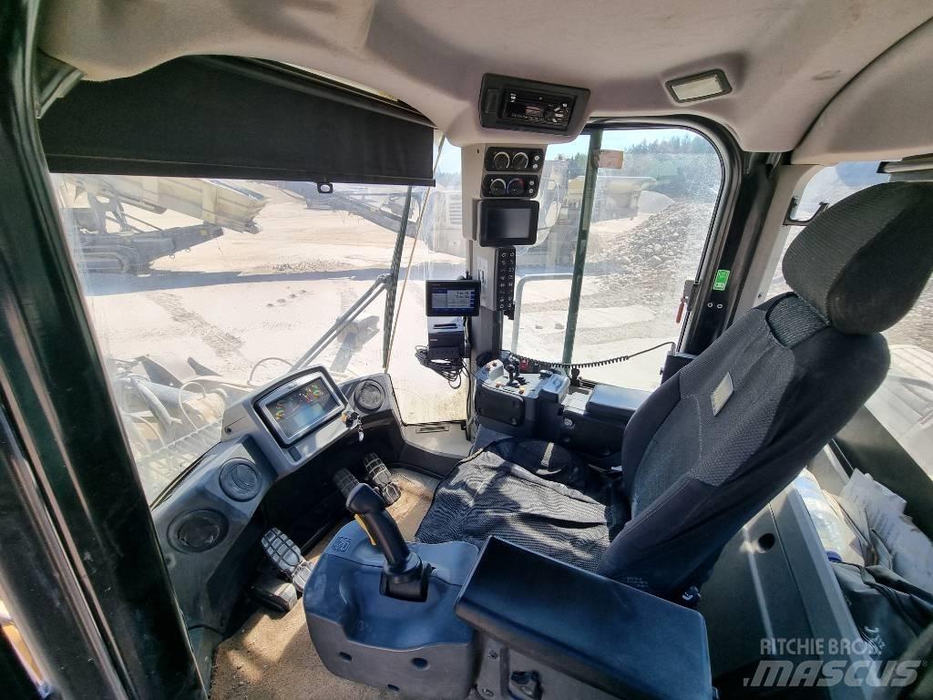CAT 980M Kolové nakladače