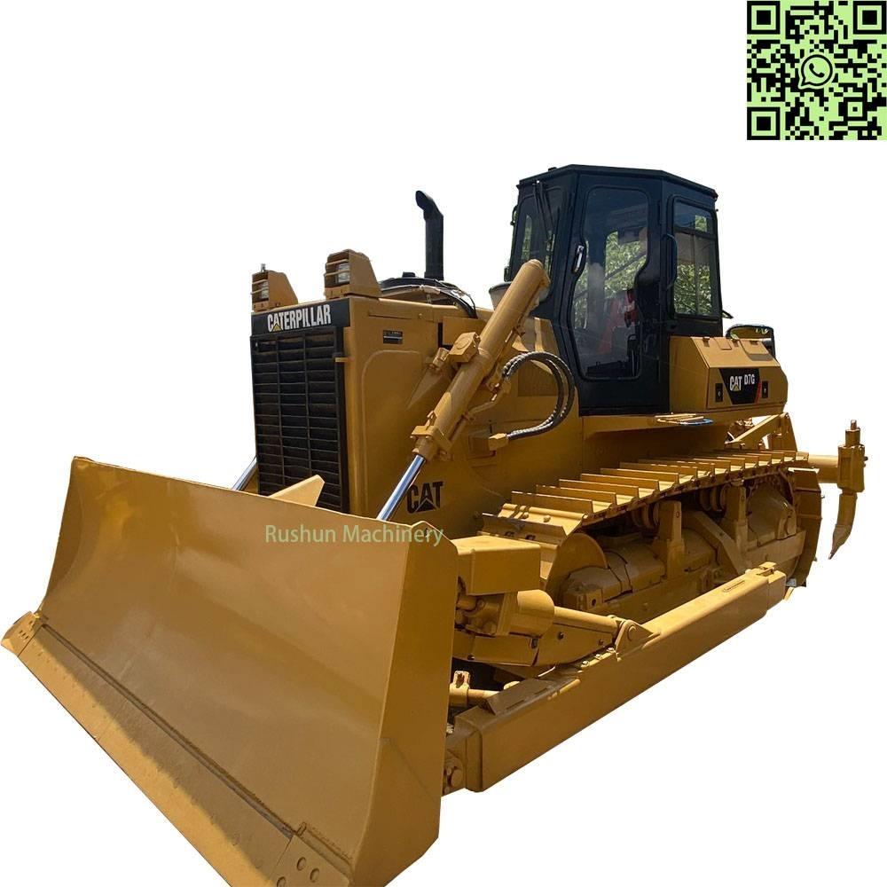 CAT D 7 G Grejdry