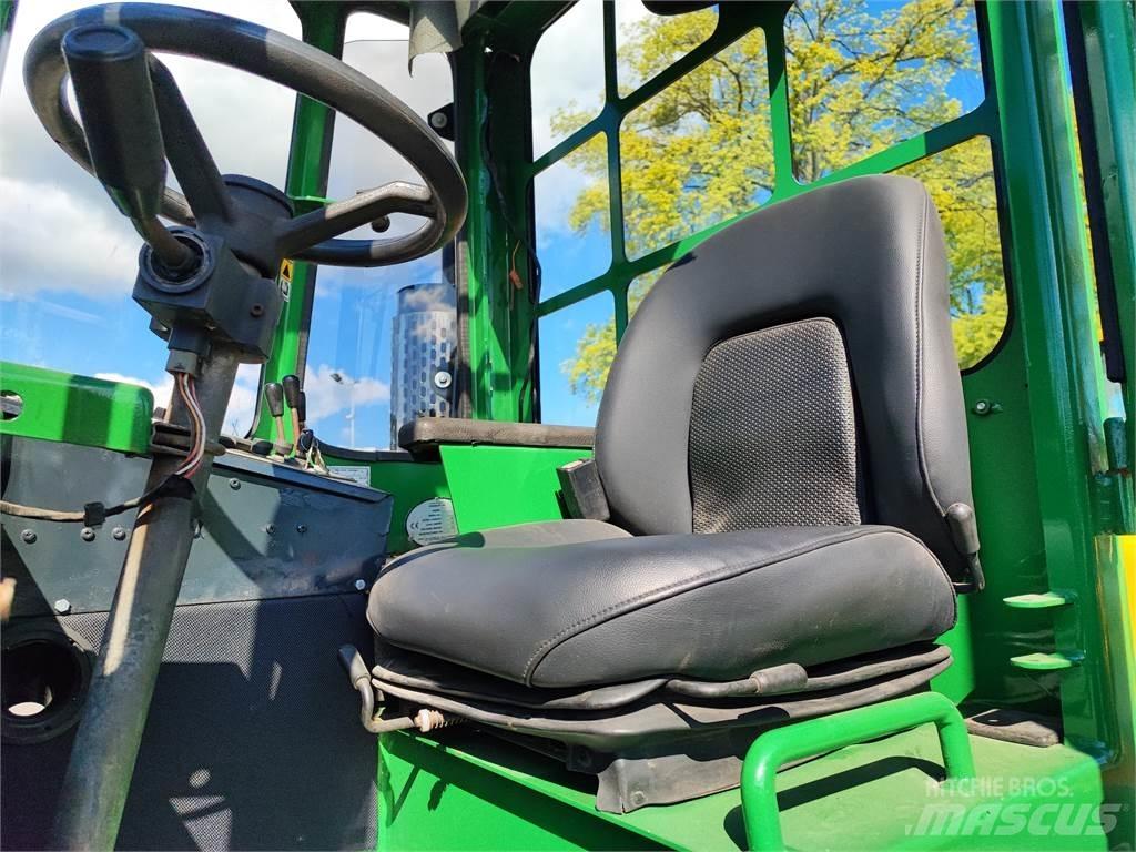 Combilift C4000 4 cestní vysokozdvižné vozíky