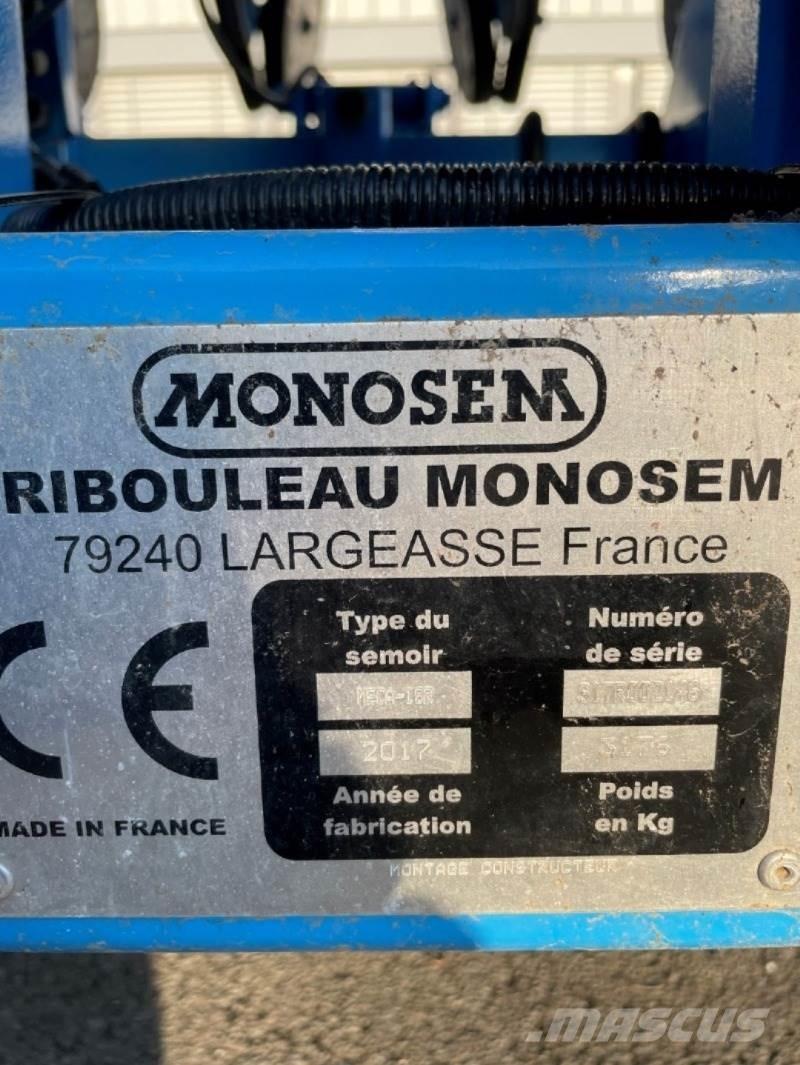 Monosem MECA 4 Přesné secí stroje
