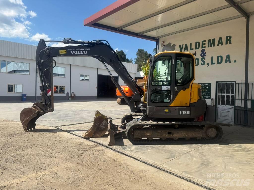 Volvo ECR 88 D, ECR88 Midi rýpadla 7t - 12t