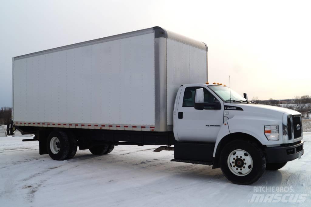 Ford F 750 Skříňová nástavba