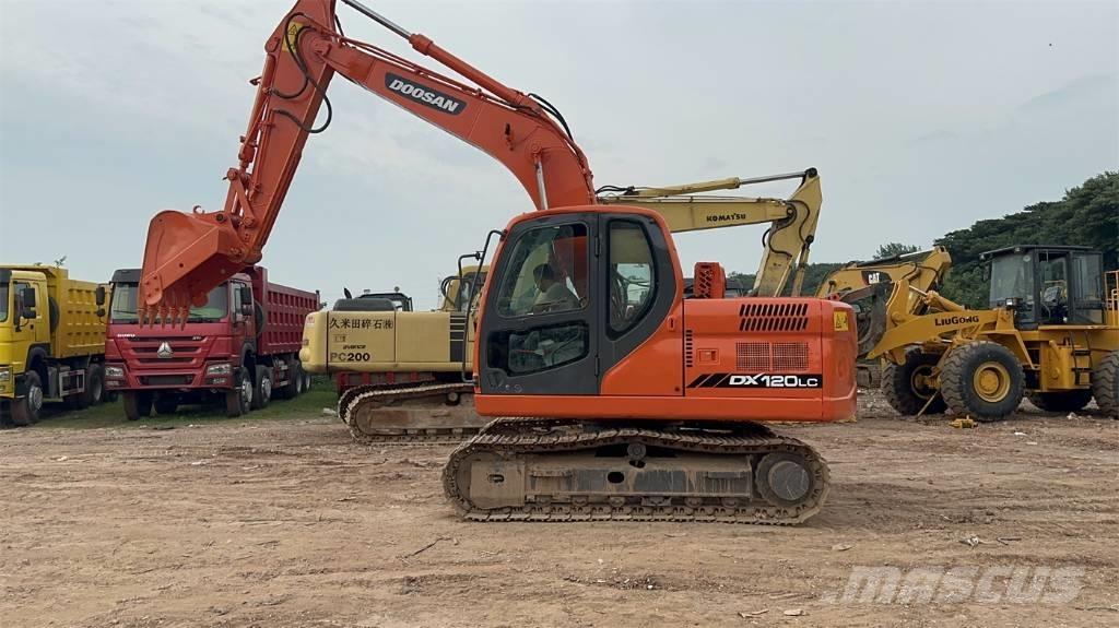 Doosan DX 120 Pásová rýpadla