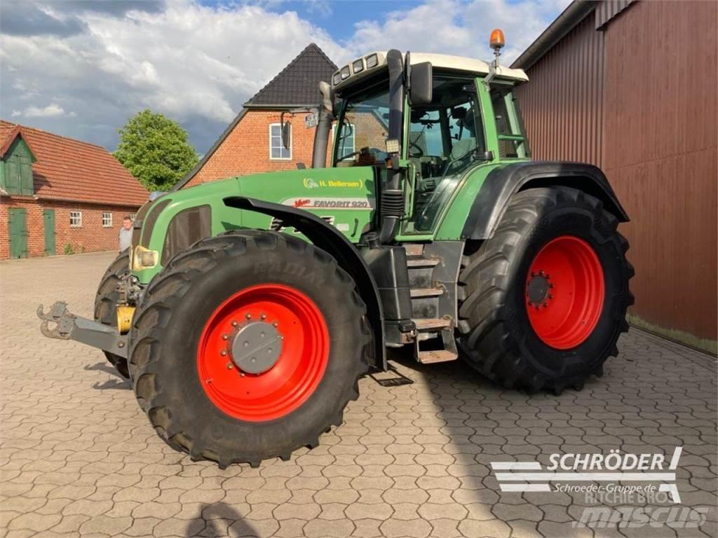 Fendt 920 VARIO Traktory