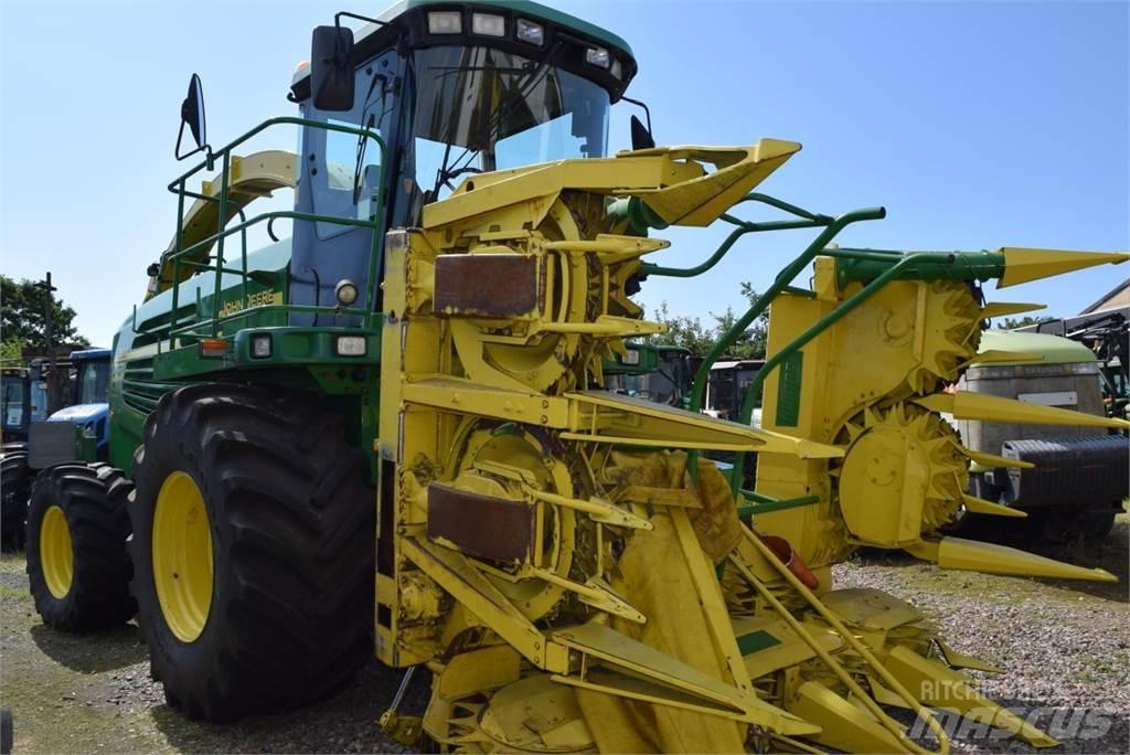 John Deere 7400 Samojízdné sekačky