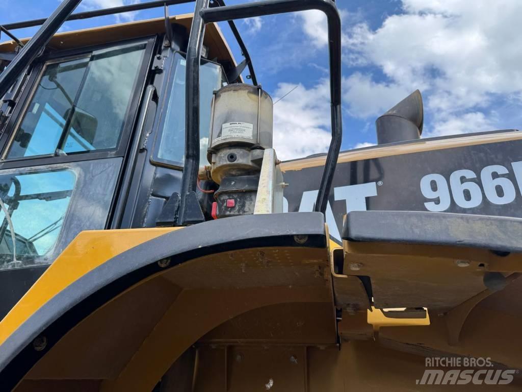 CAT 966 K Kolové nakladače