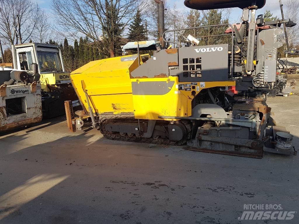 Volvo TITAN 2820 Finišery