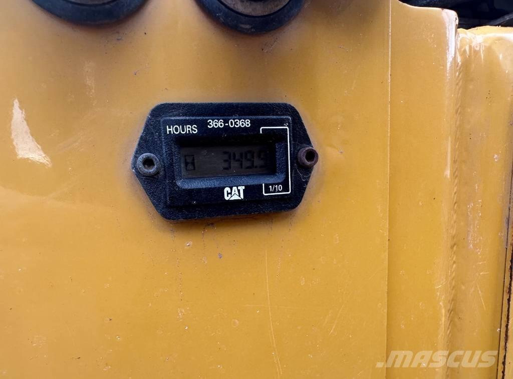 CAT CB 1.7 Tandemové válce