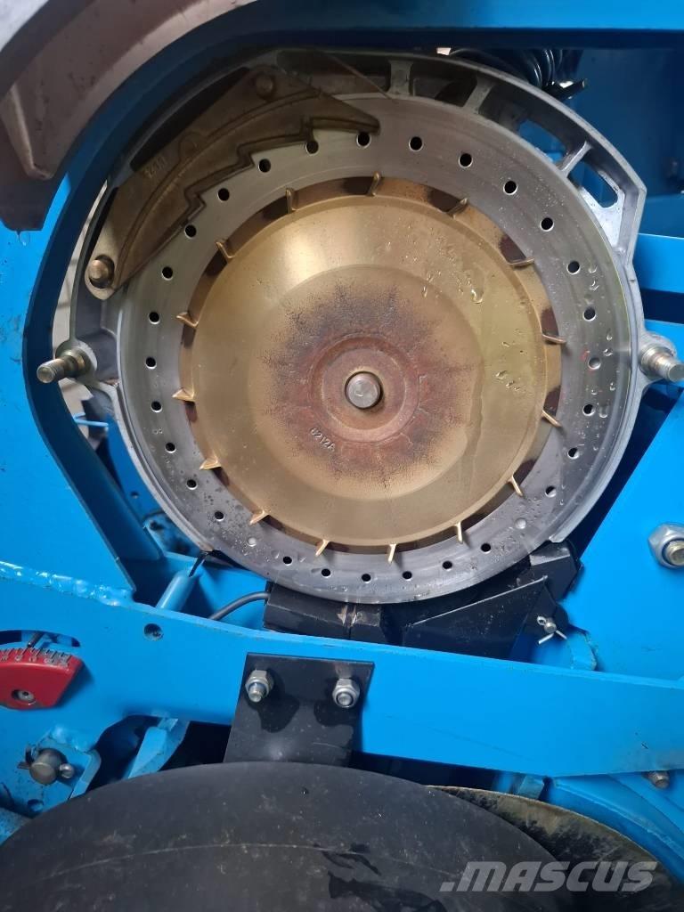 Monosem NG PLUS 6 Přesné secí stroje