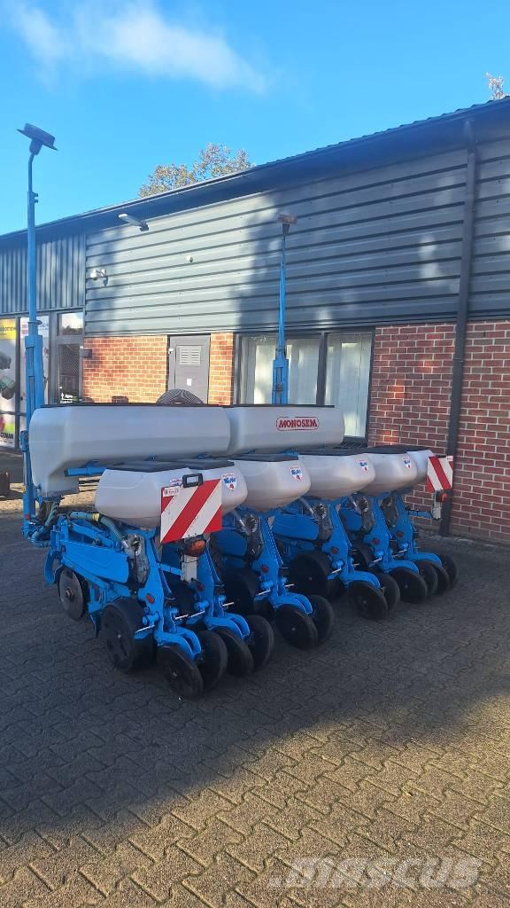 Monosem NG PLUS 6 Přesné secí stroje