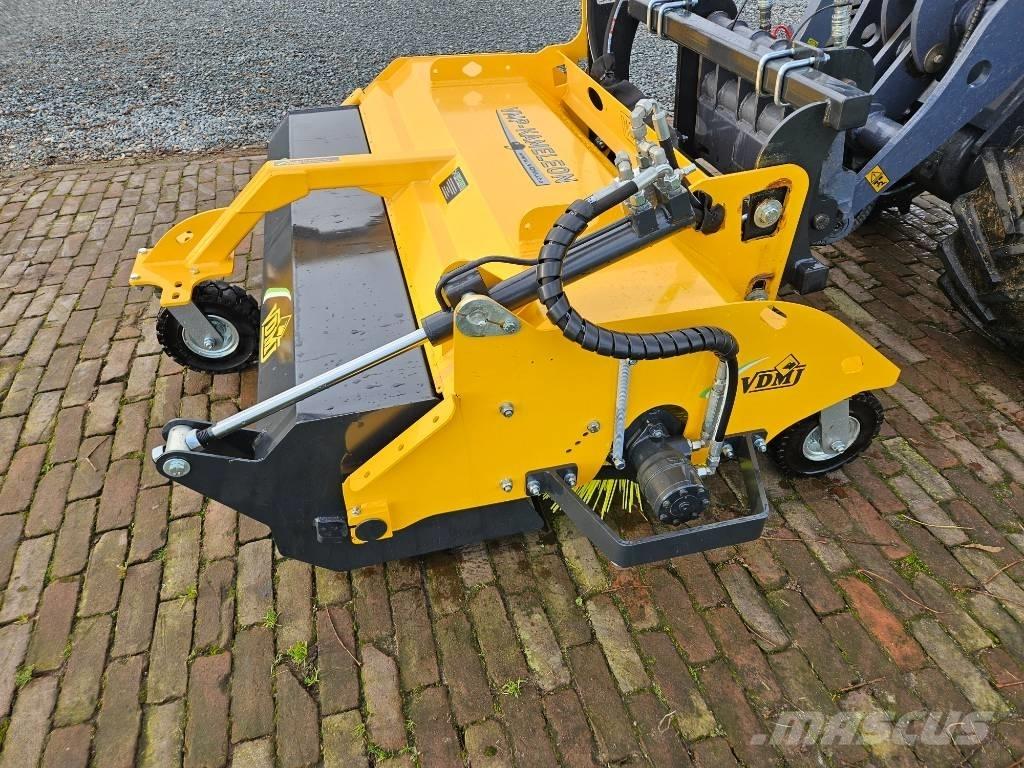  VDMJ Kameleon Zametací stroje